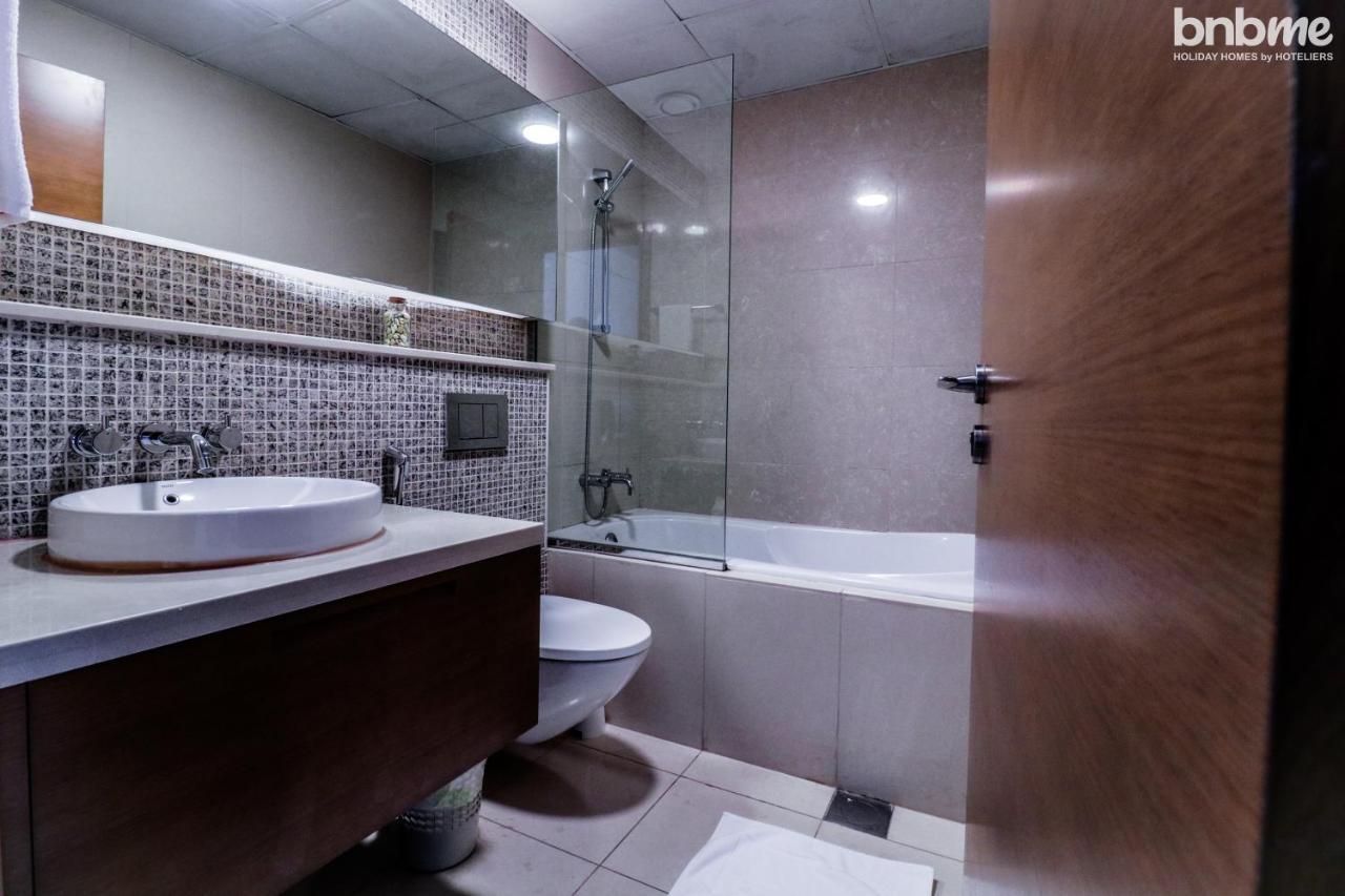 Bnbmehomes - Elegant & Stylish Studio In Downtown - 502 Дубай Екстер'єр фото
